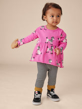 Load image into Gallery viewer, NWT Tea Collection Peplum Top Baby Set