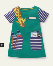 Load image into Gallery viewer, NWOT Mini Boden Zoologist Pocket Jersey Tunic