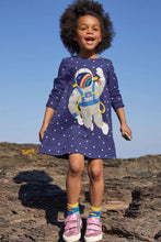 Load image into Gallery viewer, NWOT Mini Boden Big Applique Jersey Dress