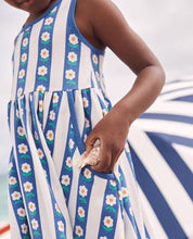 Load image into Gallery viewer, NWOT Hanna Andersson Racerback Skater Dress with Pockets