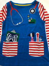 Load image into Gallery viewer, NWOT Mini Boden Appliqué Pocket Doctor Tunic