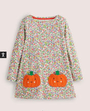 Load image into Gallery viewer, NWOT Mini Boden Halloween Pumpkin Pocket Floral Dress