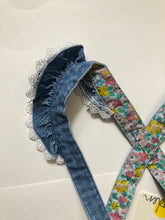 Load image into Gallery viewer, NWT Mini Boden Embroidered Skirt
