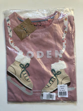 Load image into Gallery viewer, NWT Mini Boden Puff Sleeve Appliqué T-shirt