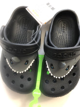 Load image into Gallery viewer, NWT Boys' Shark Crocs-FREE Charms