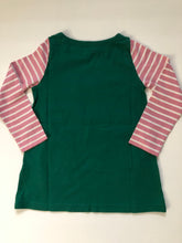 Load image into Gallery viewer, NWOT Mini Boden Fairies  Appliqué Pocket Tunic