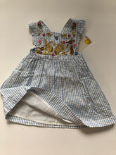 Load image into Gallery viewer, NWT Mini Boden Woven Pinnie Dress