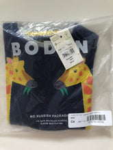 Load image into Gallery viewer, NWT Mini Boden Appliqué T-shirt & Shorts Set