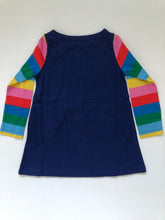 Load image into Gallery viewer, NWOT Mini Boden Appliqué Planet Pocket Tunic