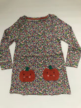 Load image into Gallery viewer, NWOT Mini Boden Halloween Pumpkin Pocket Floral Dress