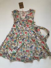 Load image into Gallery viewer, NWT Mini Boden Tropical Garden Wrap Dress