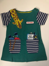 Load image into Gallery viewer, NWOT Mini Boden Zoologist Pocket Jersey Tunic