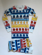 Load image into Gallery viewer, NWOT Hanna Andersson Star Wars Lightsaber Rainbow Long John Pajamas