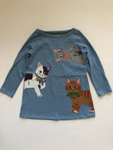 Load image into Gallery viewer, NWOT Mini Boden Appliqué Cats Jersey Tunic