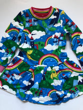 Load image into Gallery viewer, NWOT Mini Boden Cosy Printed Sweatshirt Dress