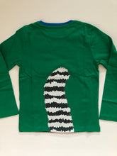 Load image into Gallery viewer, NWOT Mini Boden Front & Back Appliqué T-shirt
