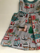 Load image into Gallery viewer, HTF VGUC Mini Boden Grey London Christmas Pinnie