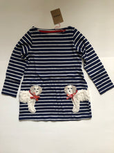 Load image into Gallery viewer, NWT Mini Boden Long Sleeve Appliqué Tunic