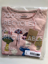 Load image into Gallery viewer, NWT Mini Boden Educational Printed Graphic T-Shirt