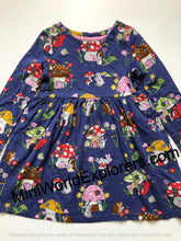 Load image into Gallery viewer, NWOT Mini Boden Long-Sleeved Fun Jersey Dress