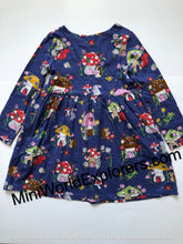 Load image into Gallery viewer, NWOT Mini Boden Long-Sleeved Fun Jersey Dress