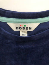 Load image into Gallery viewer, NWOT Mini Boden Twirly Velour Appliqué Dress