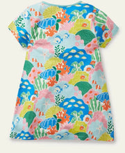 Load image into Gallery viewer, NWOT Mini Boden Short-sleeved Printed Tunic