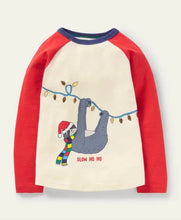 Load image into Gallery viewer, NWOT Mini Boden Festive Pun T-shirt