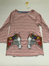 Load image into Gallery viewer, NWOT Mini Boden Appliqué Pocket Tunic