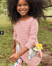 Load image into Gallery viewer, NWOT Mini Boden Appliqué Pocket Tunic