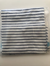 Load image into Gallery viewer, NWT Mini Boden Flutter Sleeve Jersey