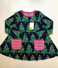 Load image into Gallery viewer, NWT Mini Boden Printed Jersey Pocket Tunic