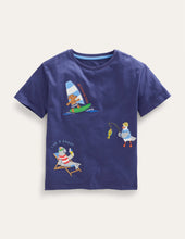 Load image into Gallery viewer, NWT Mini Boden Mini Fun Applique T-shirt

