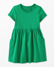 Load image into Gallery viewer, NWOT Hanna Andersson Playground Dress with Pockets
