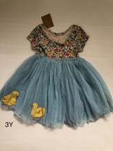 Load image into Gallery viewer, NWT Mini Boden Ami Applique Tulle Dress(Minor flaws) 3-4Y
