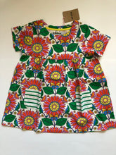 Load image into Gallery viewer, NWT Mini Boden Short-sleeved Printed Tunic
