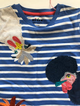 Load image into Gallery viewer, NWT Mini Boden Appliqué Textured T-Shirt
