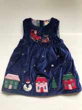 Load image into Gallery viewer, NWOT Mini Boden Velvet Scene Pinnie
