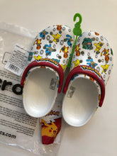 Load image into Gallery viewer, NWT Pokémon Classic Clogs C11

