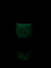 Load image into Gallery viewer, NWT Owala Boo-Ya  Color Drop 32 oz Freesip Bottle
