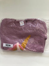 Load image into Gallery viewer, NWOT Hanna Andersson Marshmallow Sweater
