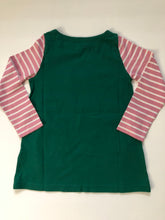 Load image into Gallery viewer, NWOT Mini Boden Fairies Applique Pocket Tunic
