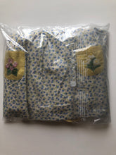 Load image into Gallery viewer, NWT Mini Boden Smocked Nostalgic Dress
