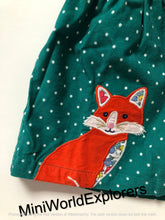 Load image into Gallery viewer, NEW Mini Boden Spotty Appliqué Cord Pinnie

