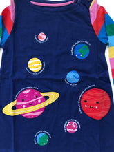 Load image into Gallery viewer, NWOT Mini Boden Appliqué Planet Pocket Tunic
