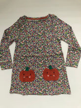 Load image into Gallery viewer, NWOT Mini Boden Halloween Pumpkin Pocket Floral Dress
