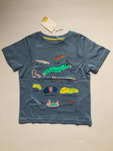 Load image into Gallery viewer, NWT Mini Boden  Insects Educational T-shirt
