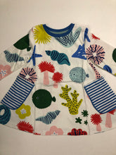Load image into Gallery viewer, NWOT Mini Boden Sea Ocean Tunic
