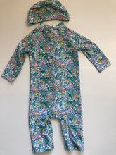 Load image into Gallery viewer, NWOT Avsete Long Sleeve Surf suit &amp; Hat
