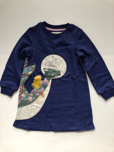 Load image into Gallery viewer, NWOT Mini Boden Cosy Appliqué Sweatshirt Dress
